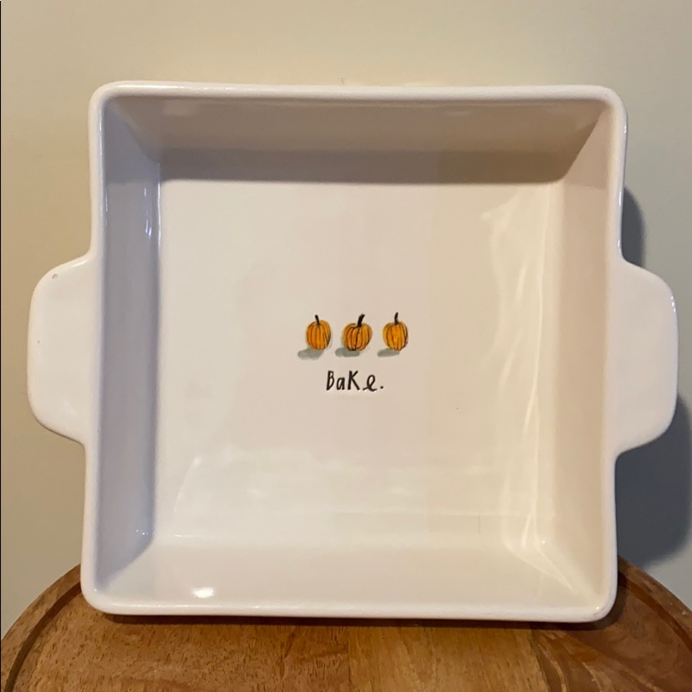 Rae Dunn Baking Dish